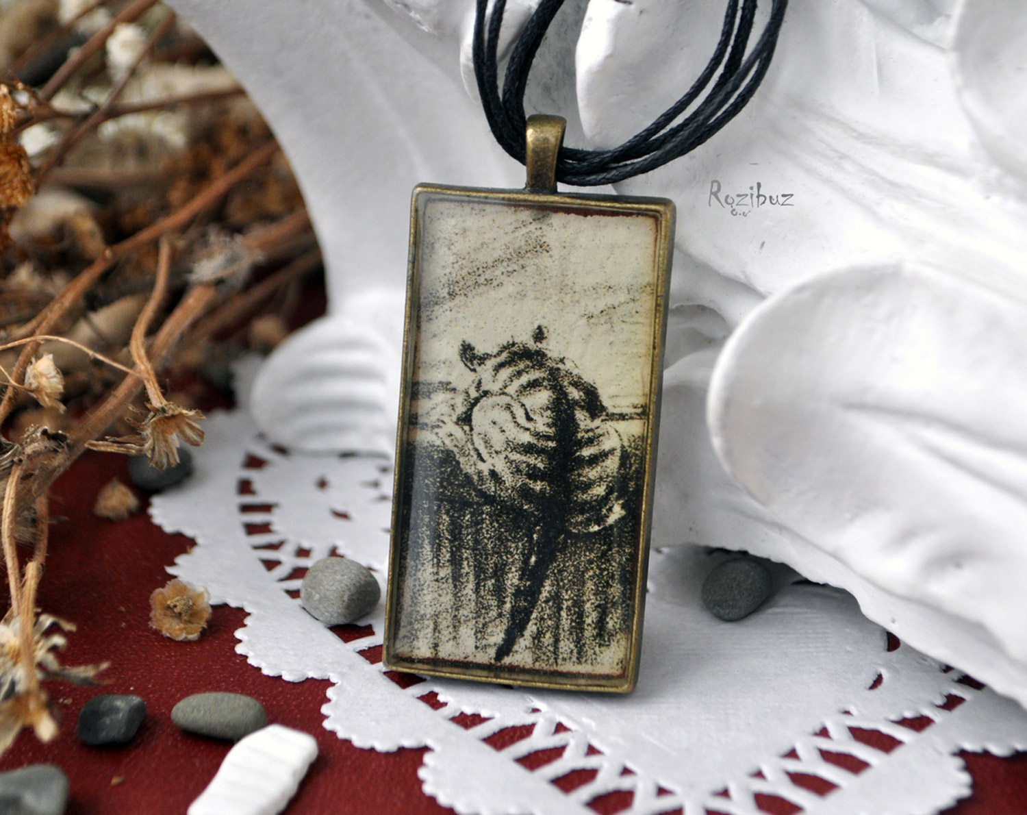 Котик - винтажный кулон