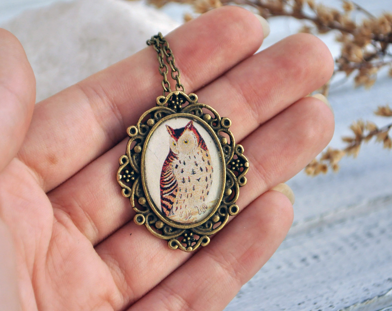 Сова ушастая - винтажный кулон на длинной цепочке