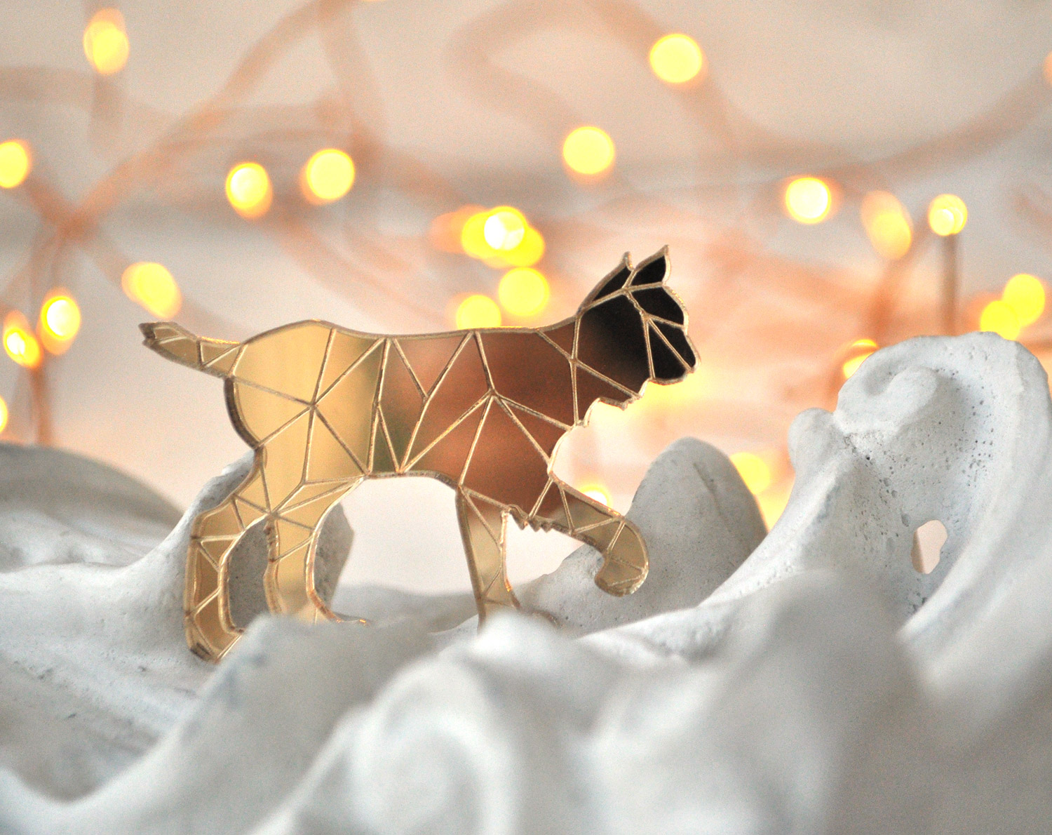 Рысь - зеркальная брошь