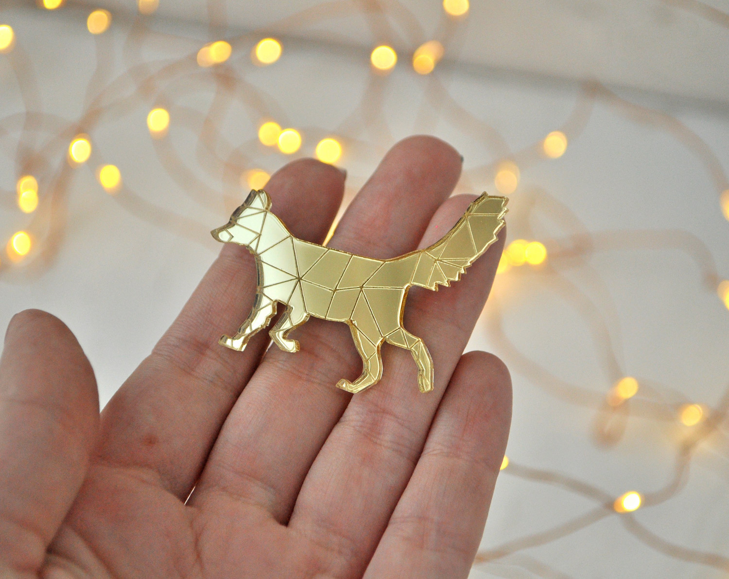 Лиса - зеркальная брошь