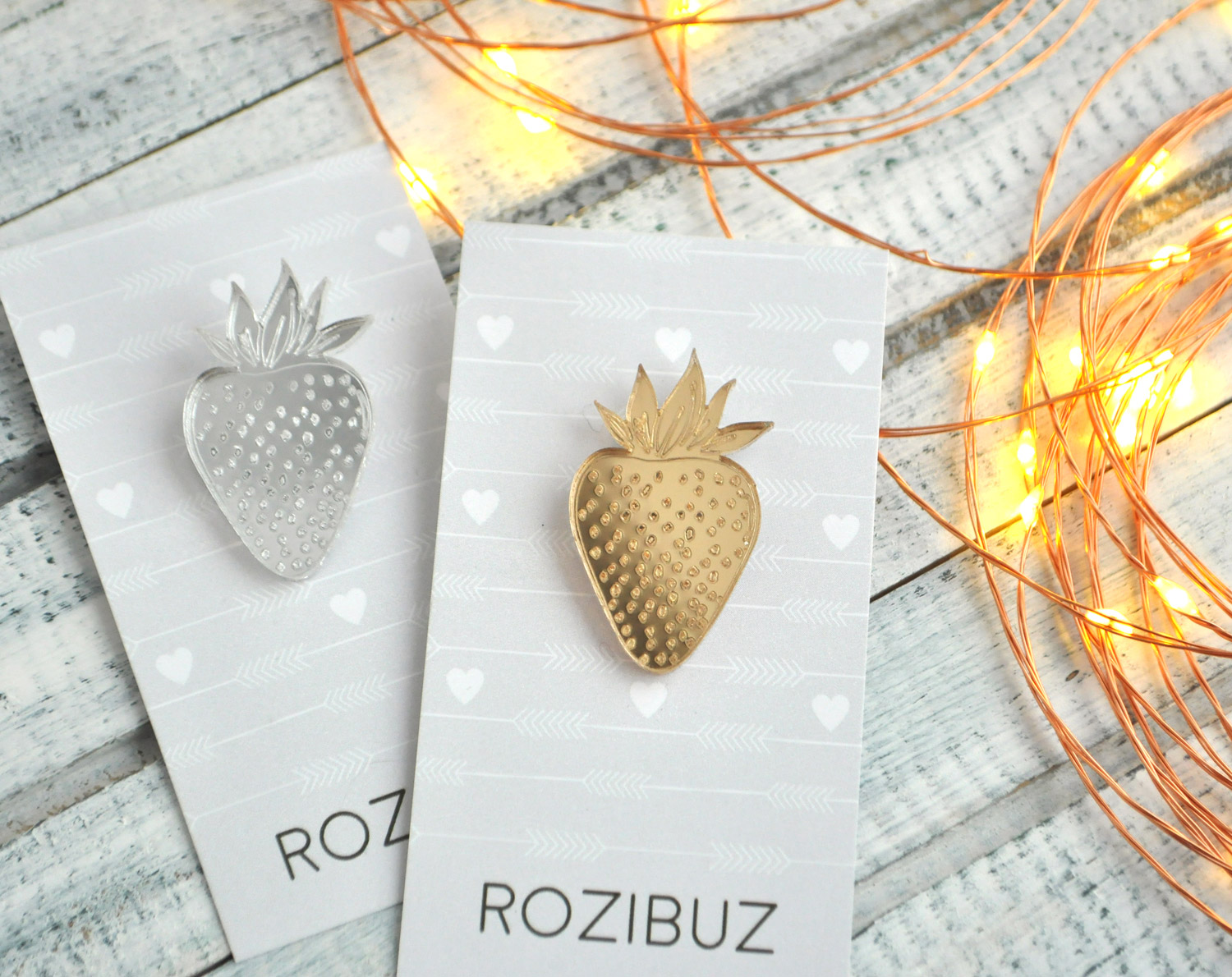 Зеркальная клубника - зеркальная брошь