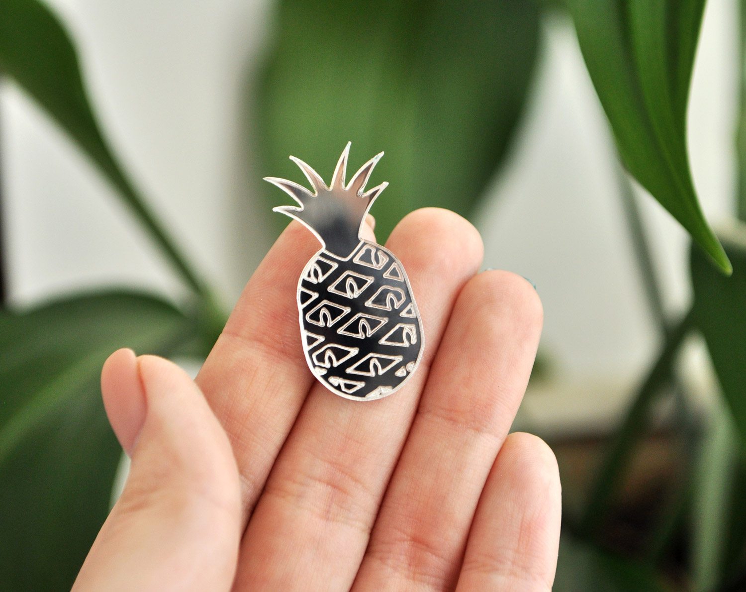 Зеркальный ананас - зеркальная брошь