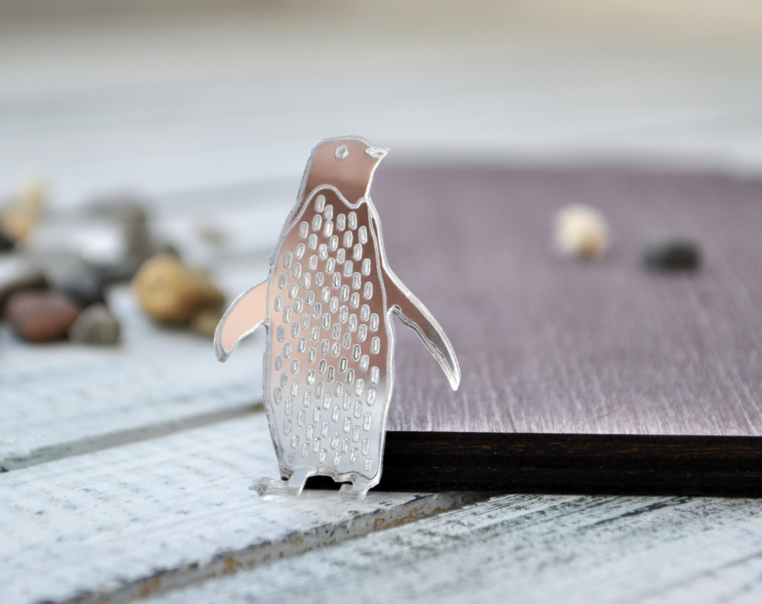 Пингвин - зеркальная брошь