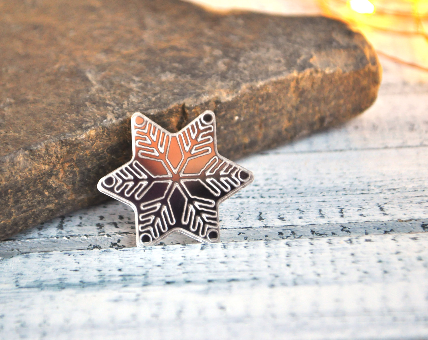 Снежинка звездочка зеркальная - зеркальная брошь