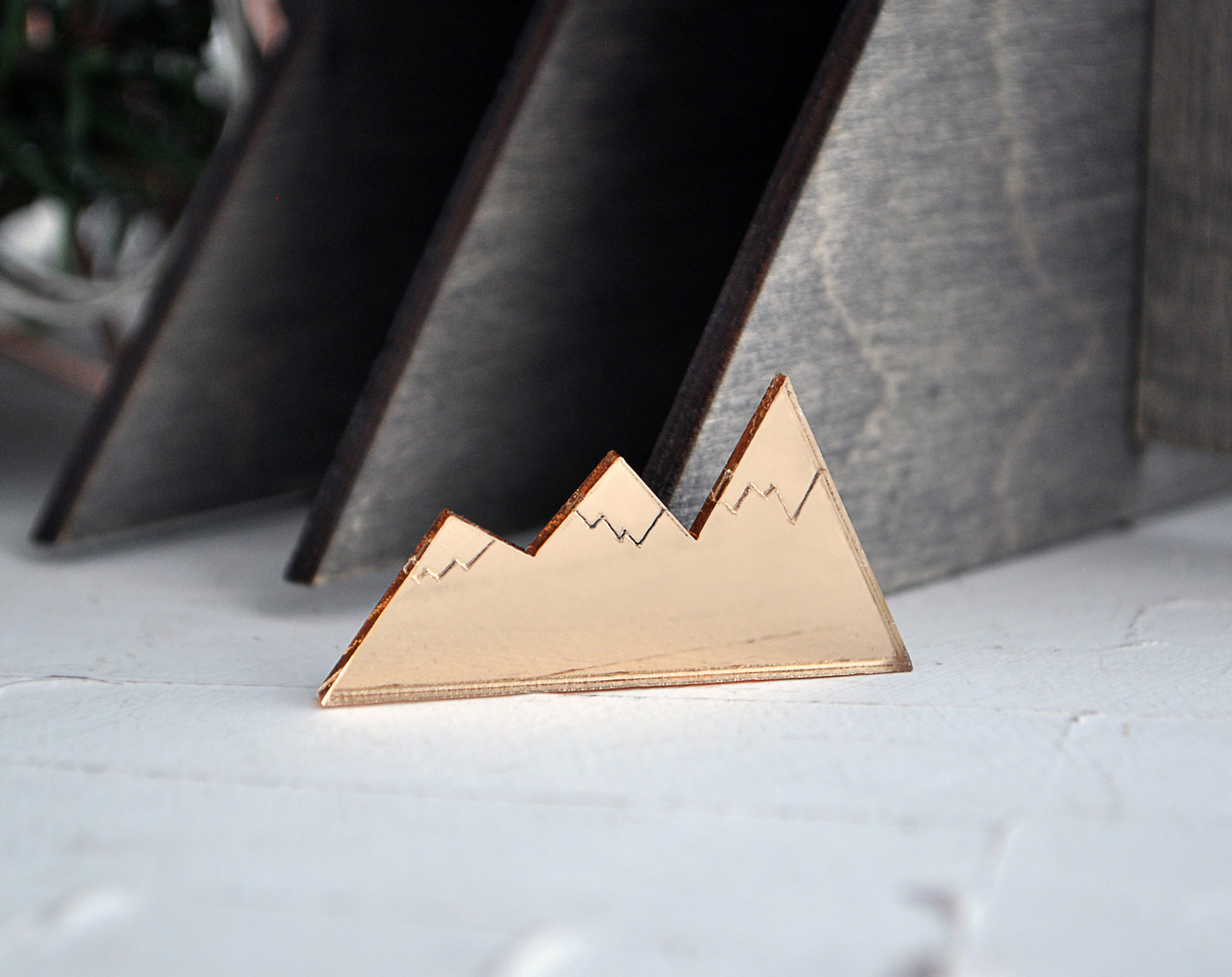 Горы зеркальные - зеркальная брошь