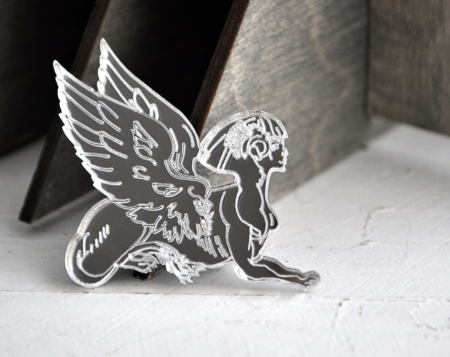 Сфинкс - зеркальная брошь