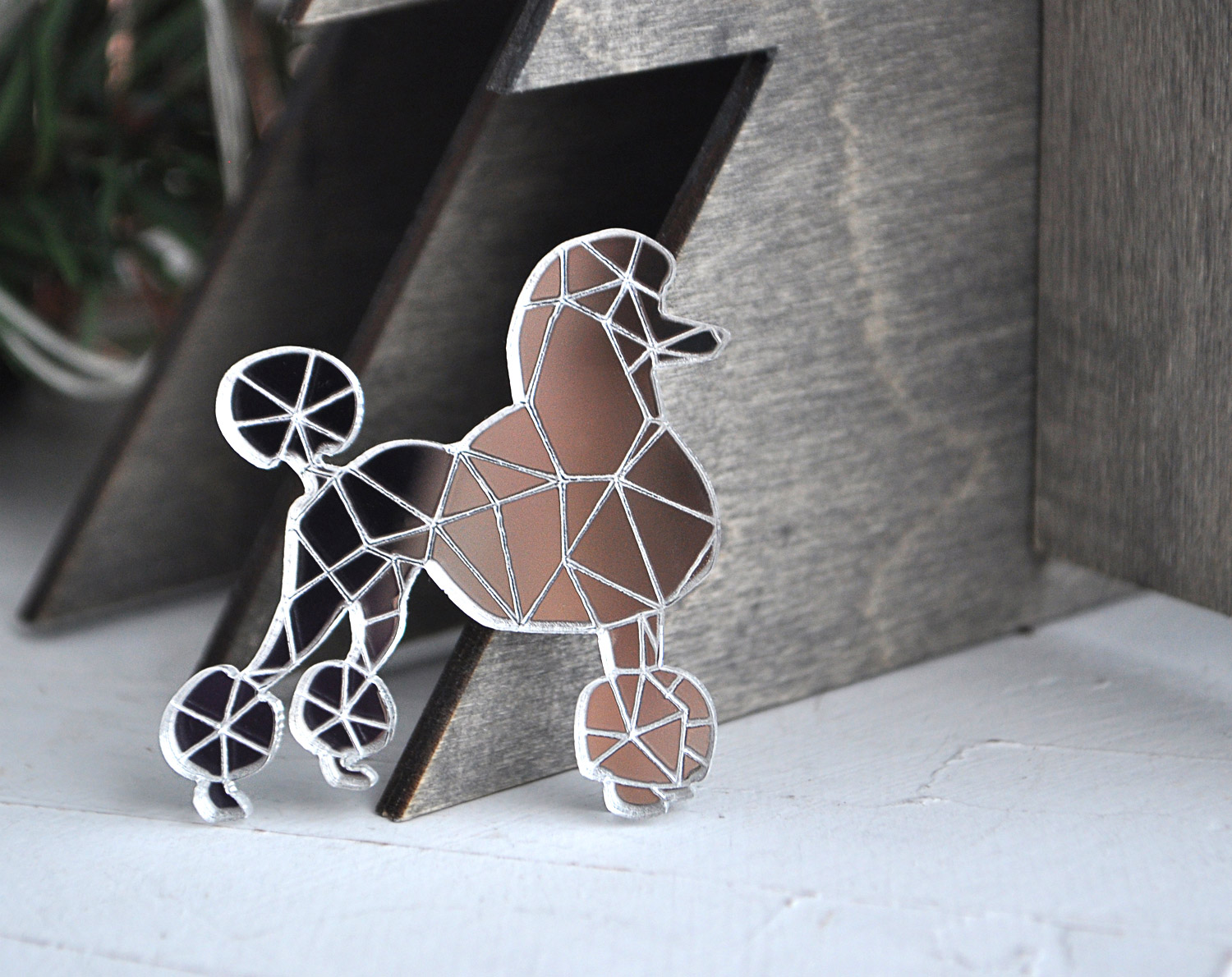 Пудель - зеркальная брошь