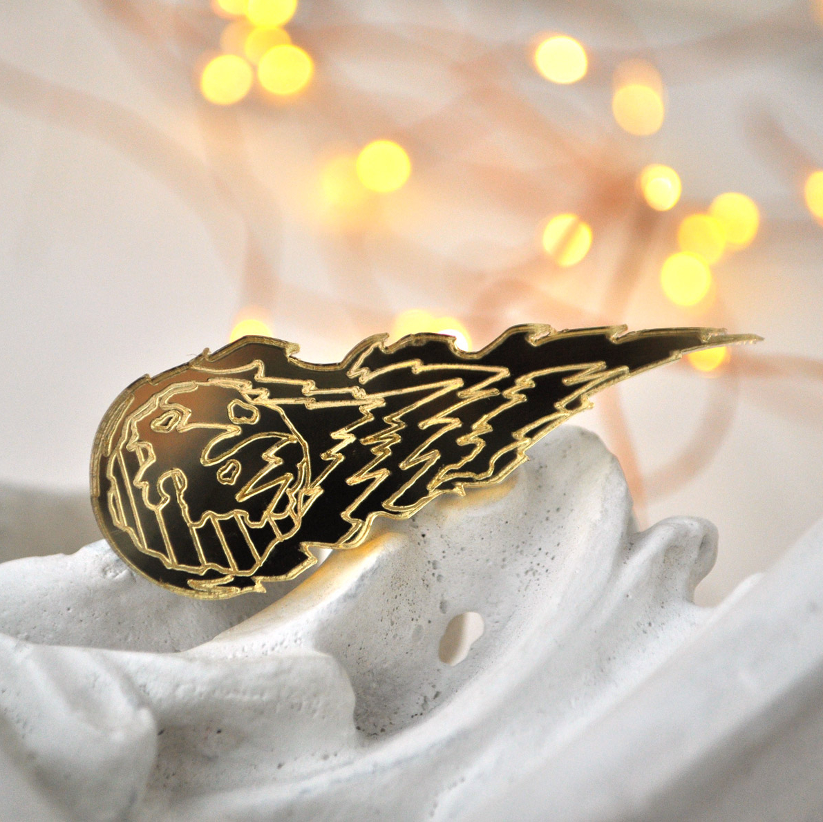 Комета - зеркальная брошь