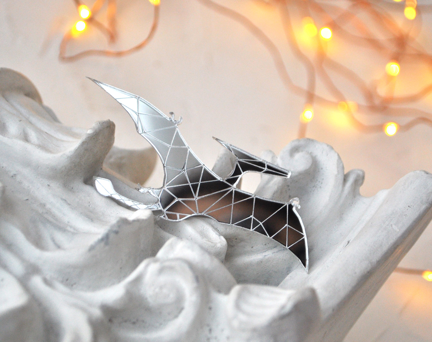 Птеродактиль - зеркальная брошь