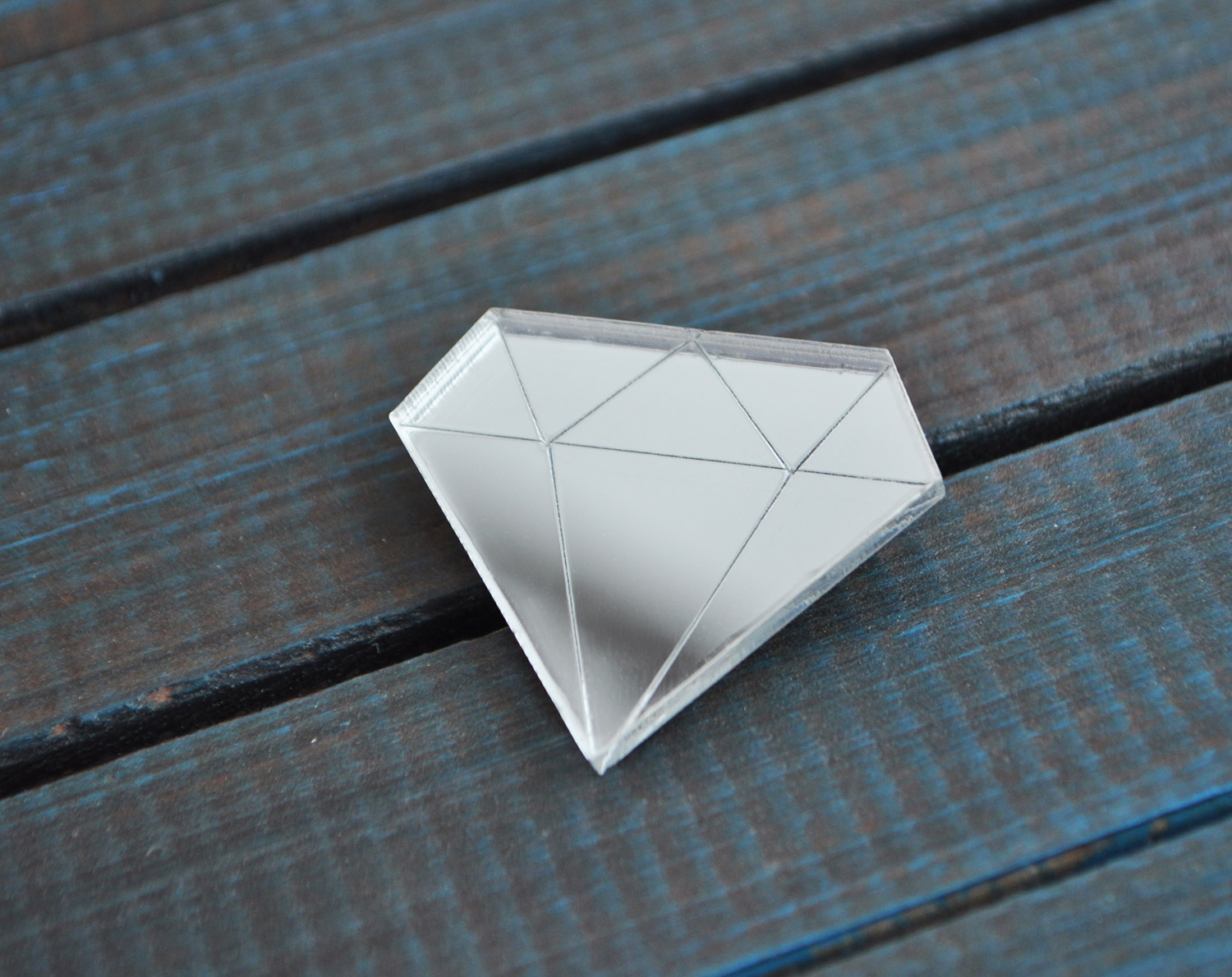 Алмаз - зеркальная брошь