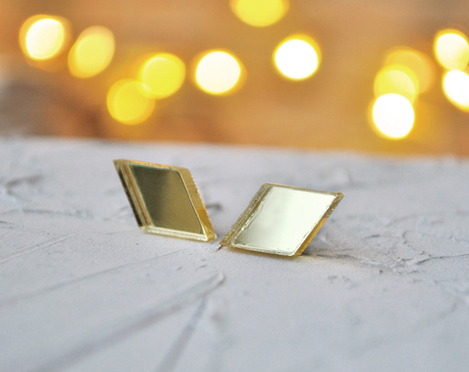 Зеркальные ромбы - серьги-гвоздики зеркальные