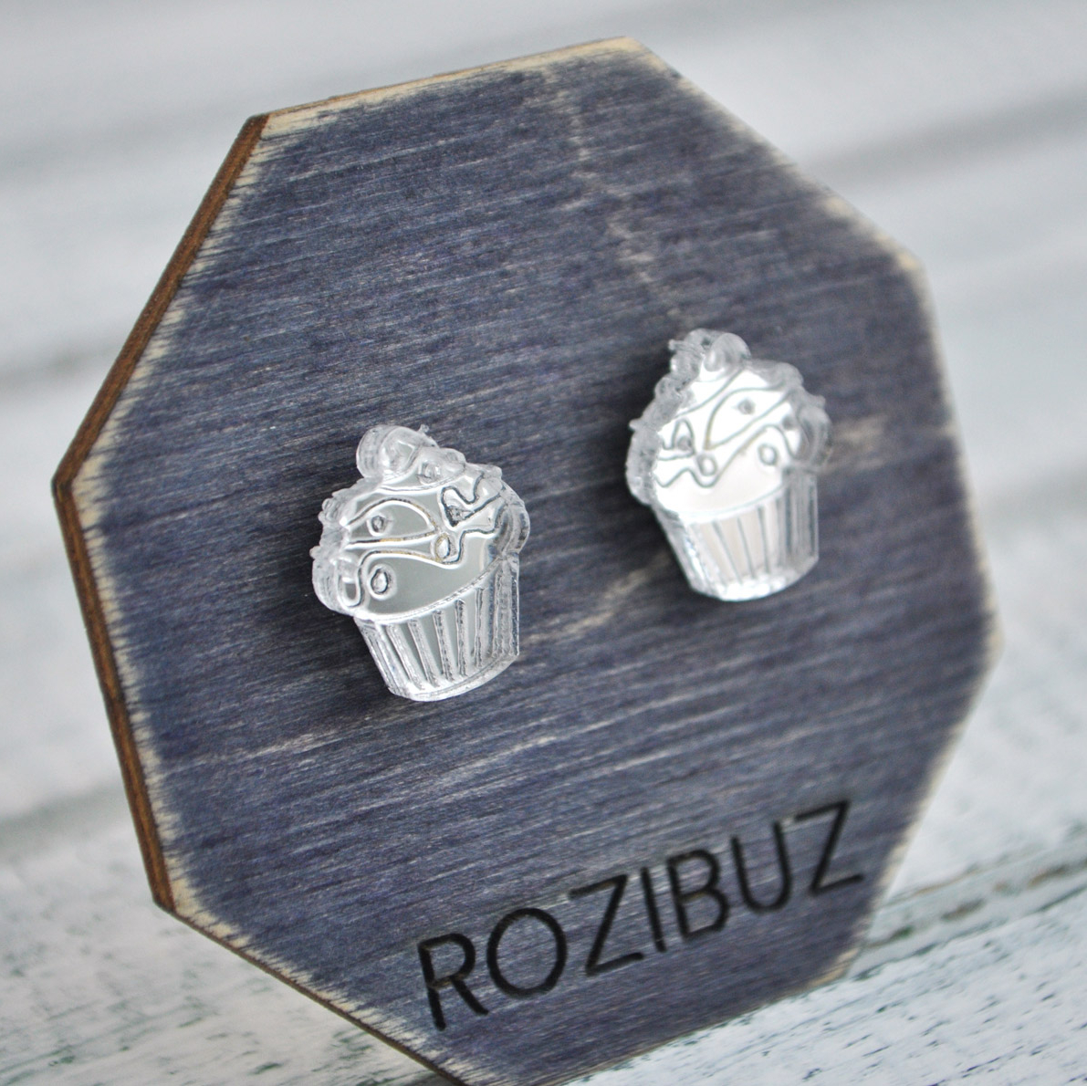 Зеркальные пирожные - серьги-гвоздики зеркальные