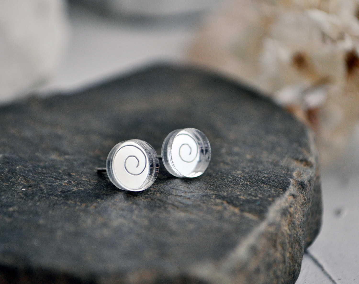 Зеркальные спиральки - серьги-гвоздики зеркальные