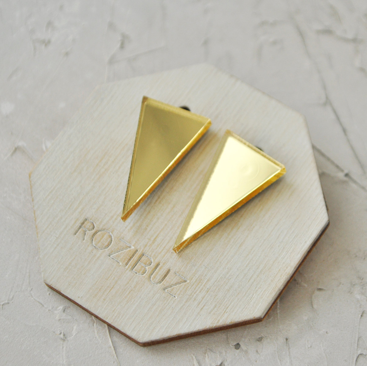 Зеркальные треугольники длинные - серьги-гвоздики зеркальные