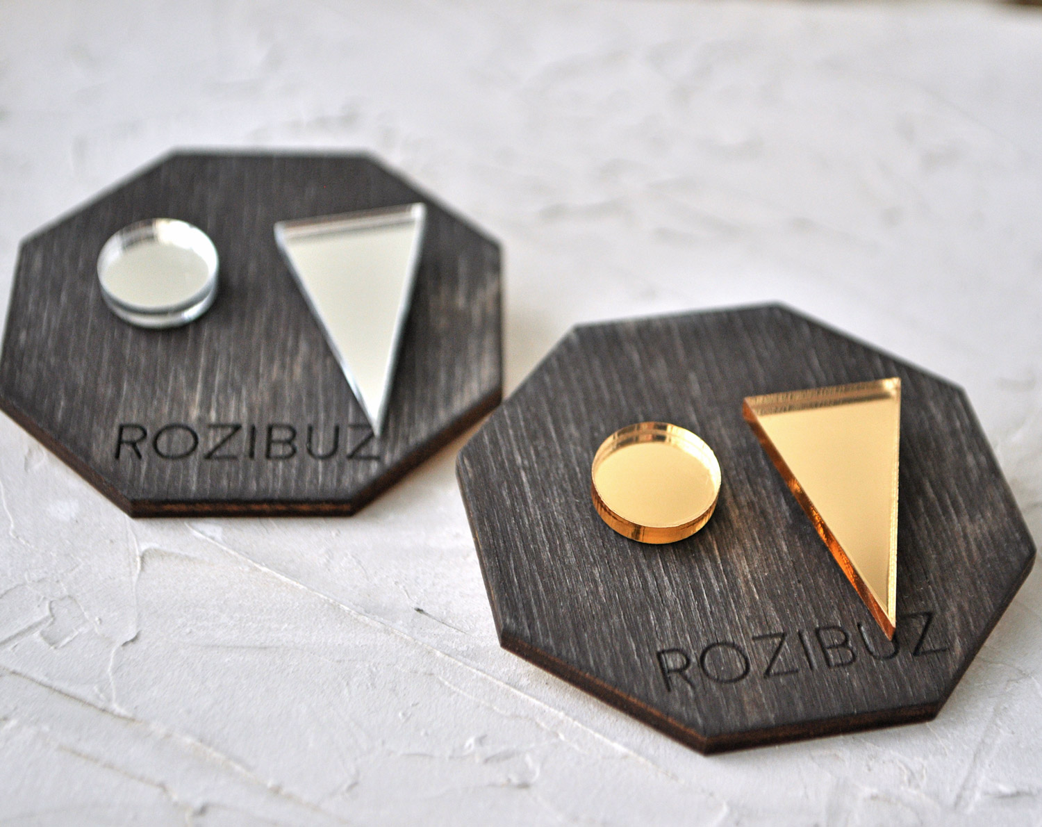 Асимметричные: круг и треугольник - серьги-гвоздики зеркальные