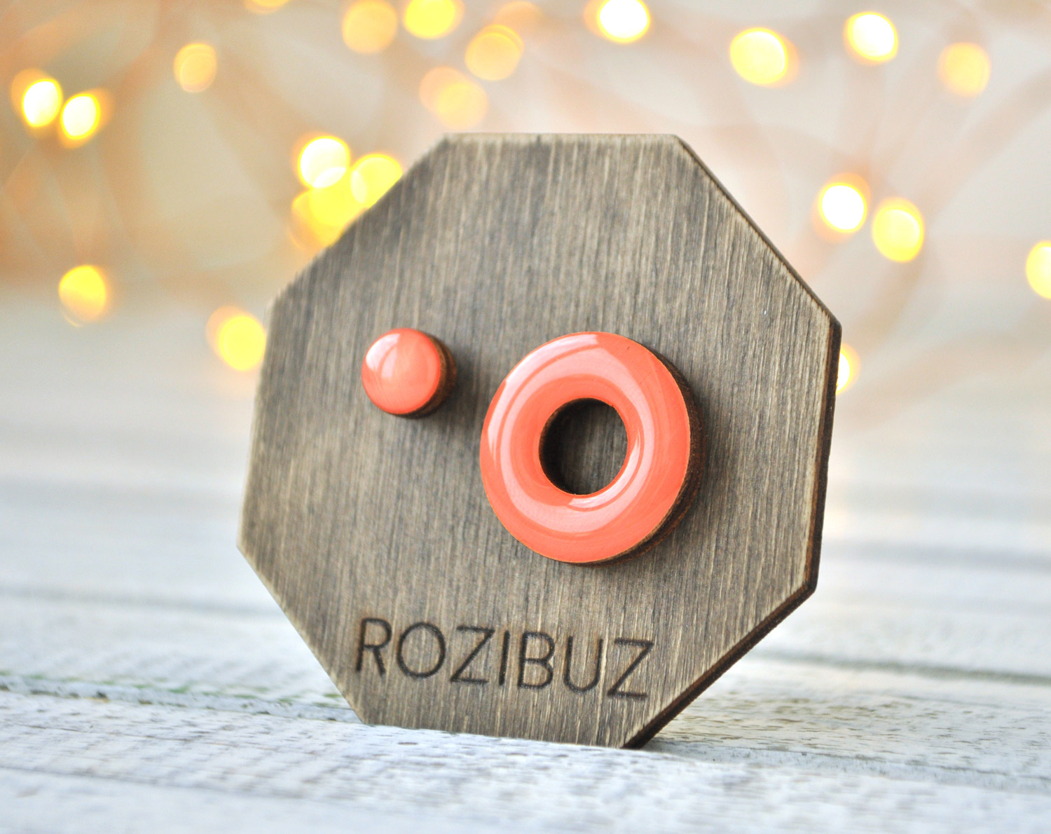 Асимметричные малый бублик серьги - гвоздики разных цветов