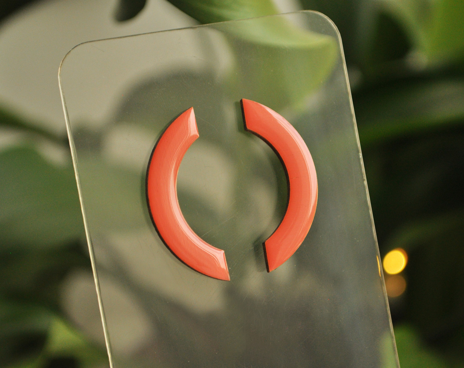 дуги - серьги-гвоздики разных цветов