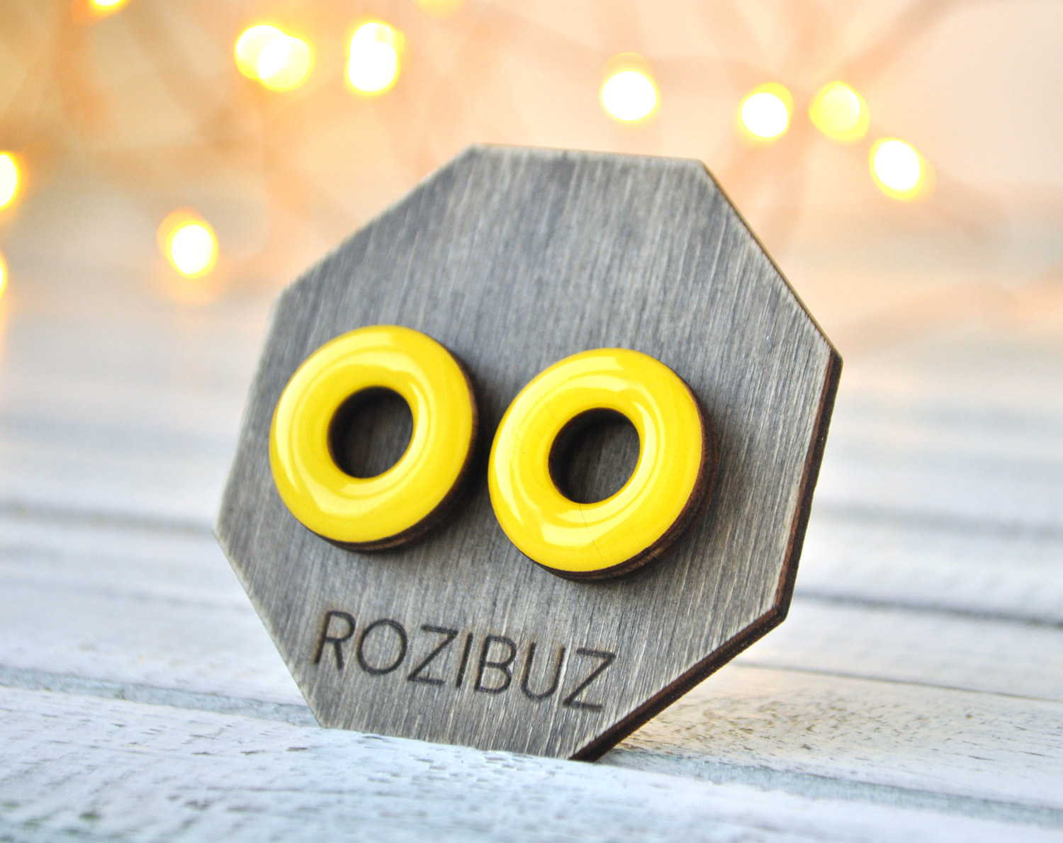 малые бублики - серьги-гвоздики разных цветов