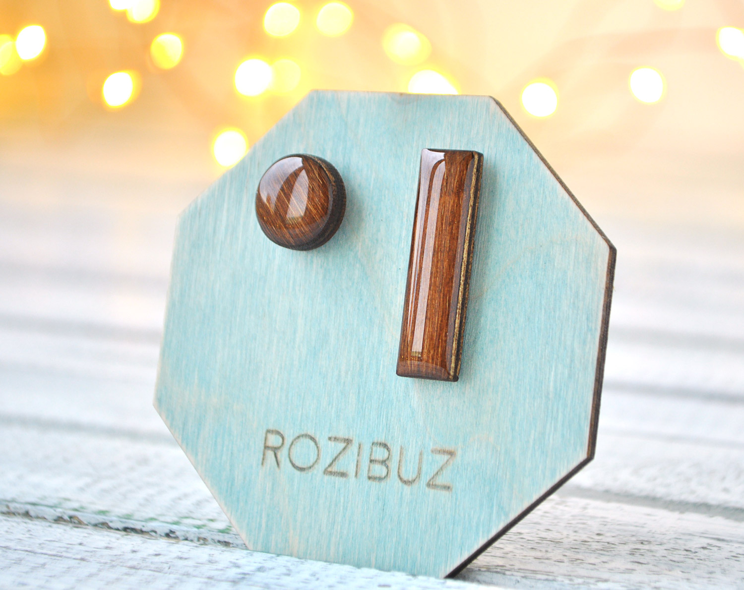 асимметрия с палочкой - серьги-гвоздики деревянные