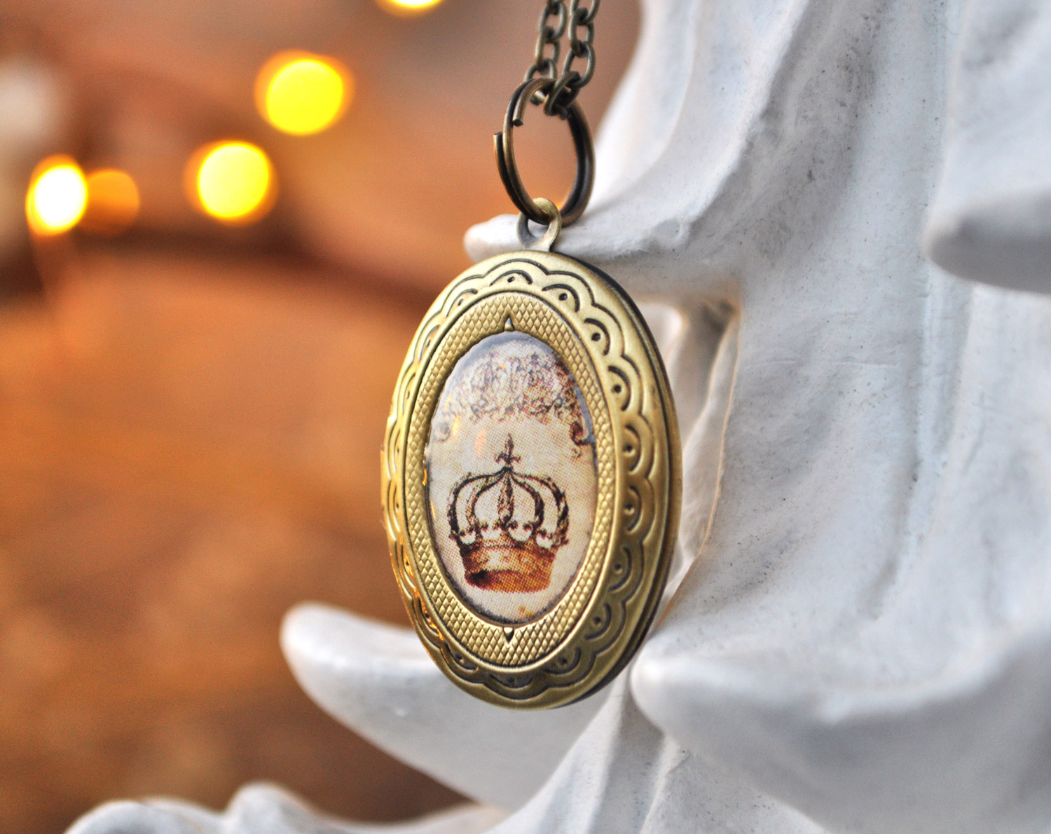 Корона - медальон