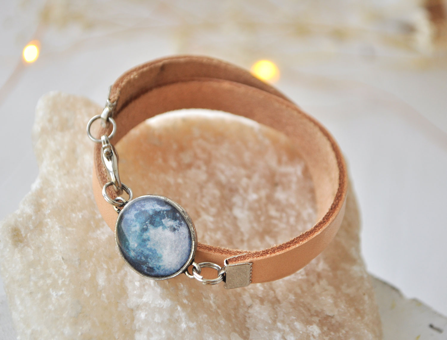 Луна - браслет в два оборота