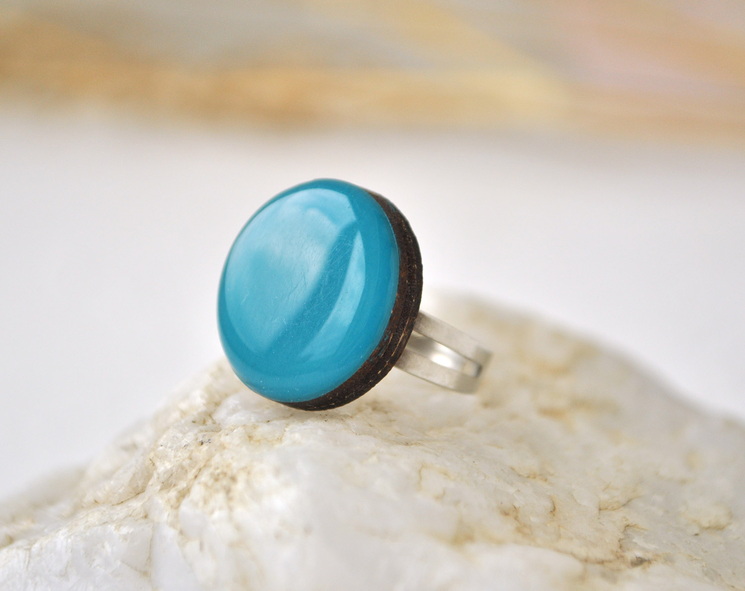 Круглое кольцо - разных цветов