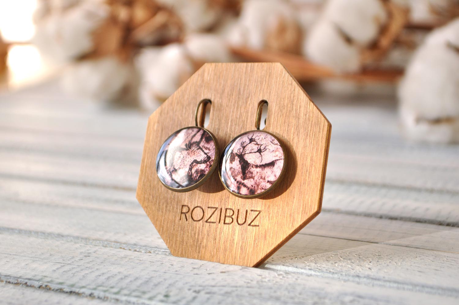 Бык и лось - серьги в латунной оправе