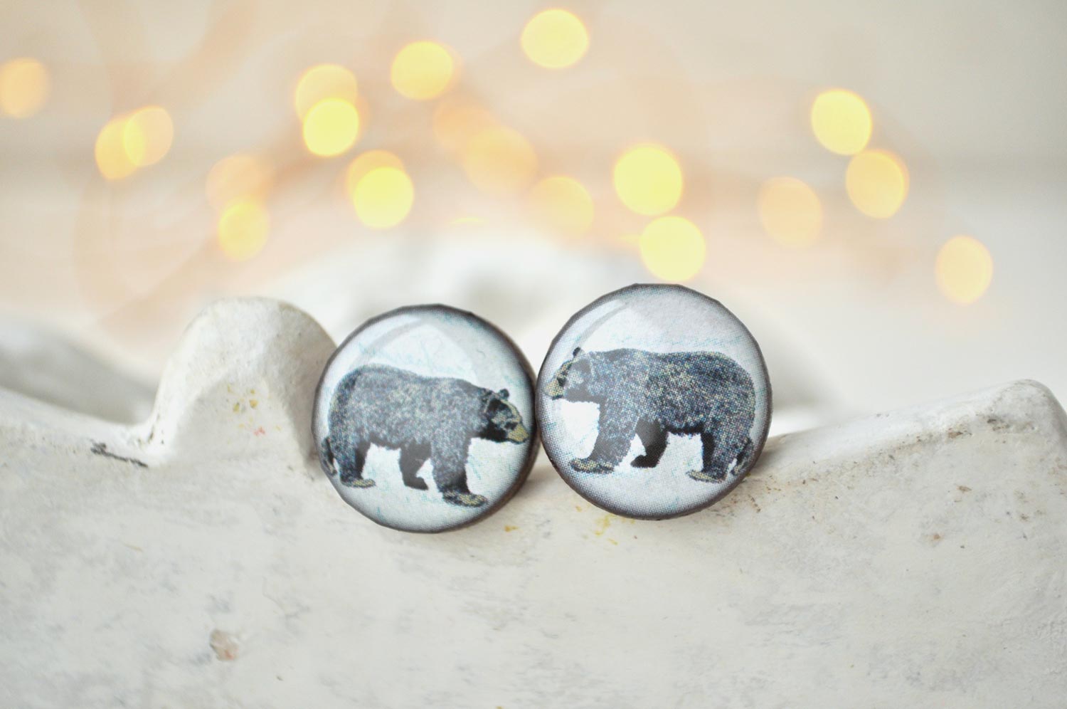 Медведи бурые - деревянные запонки