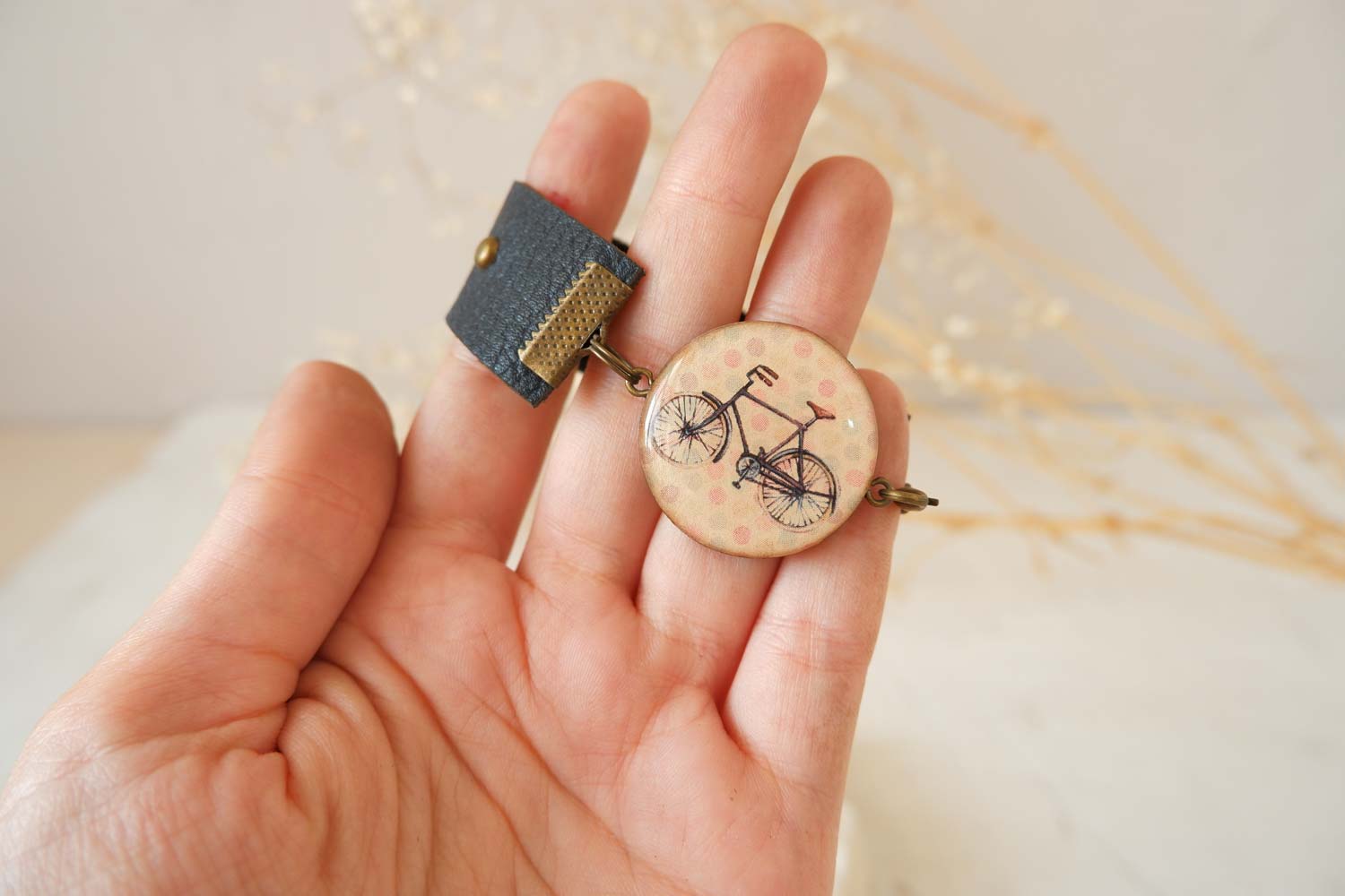 Велик - браслет