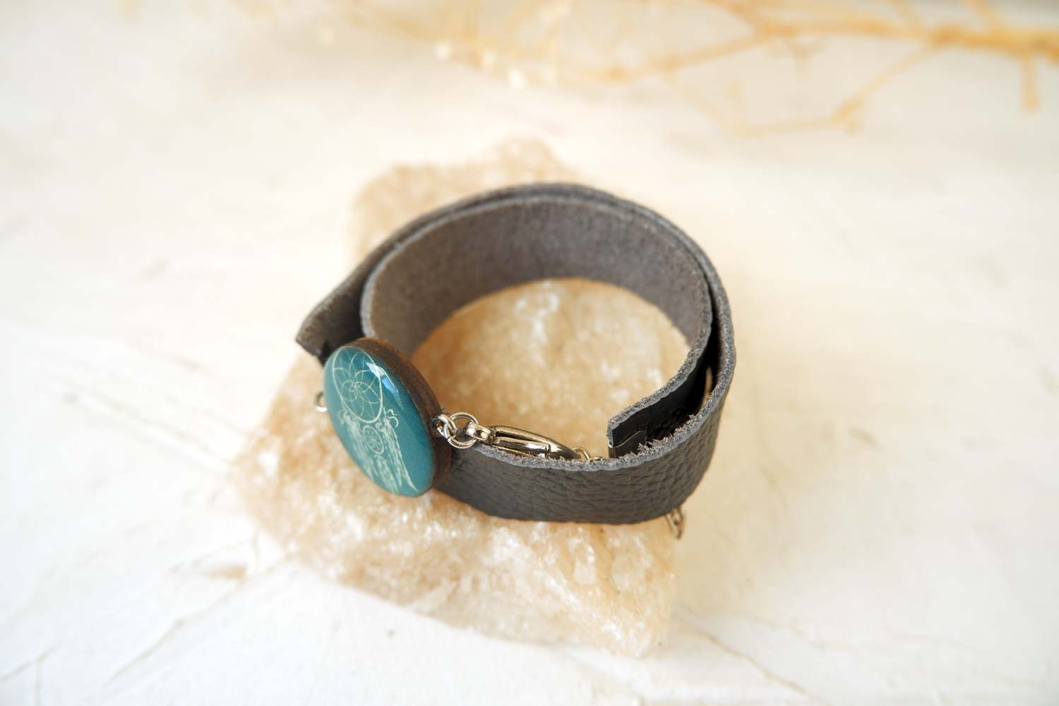 Ловец снов на синем - браслет в два оборота на толстом ремешке