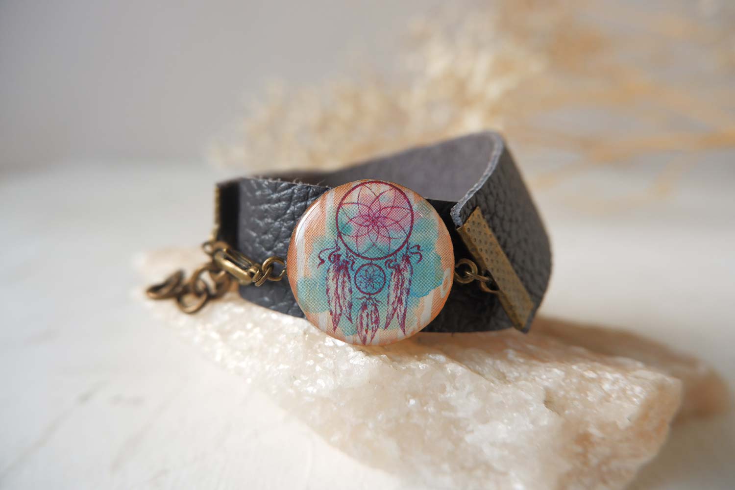 Ловец снов на голубом - браслет в два оборота на толстом ремешке