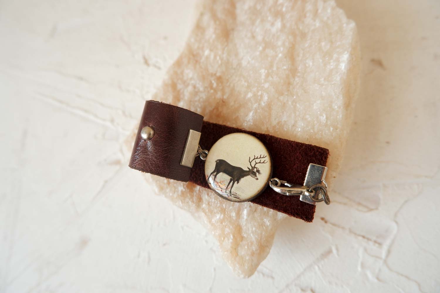 Олень северный - браслет