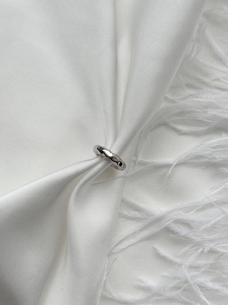 Кафф мятое кольцо (родий)