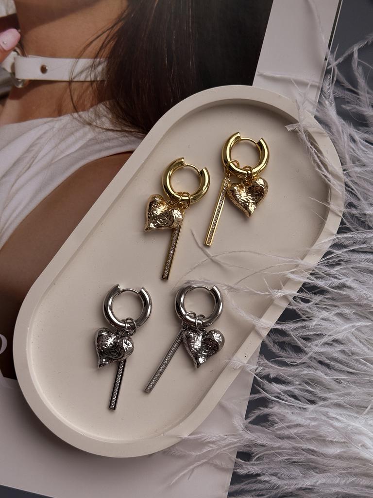 Серьги-конго с мятыми сердечками