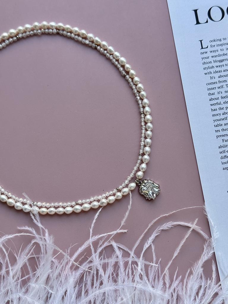 Двойной чокер из натурального жемчуга и циркона (родий)