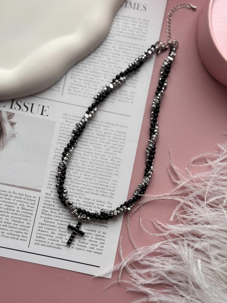 Плетёный чокер из чёрного агата с подвеской (родий)