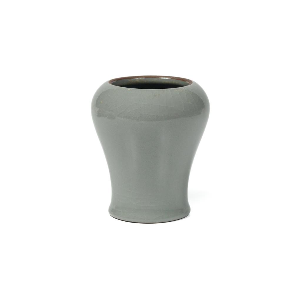 Курильница серая высокая