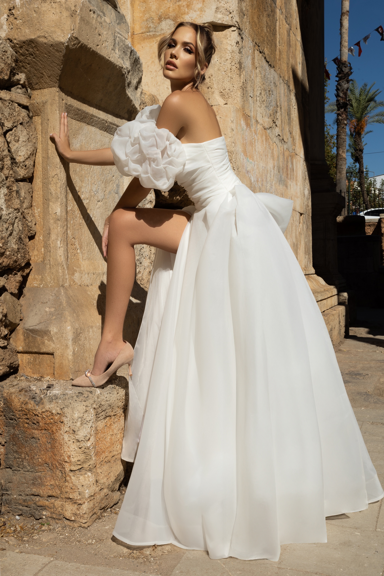 Свадебное платье Саинтпаулия