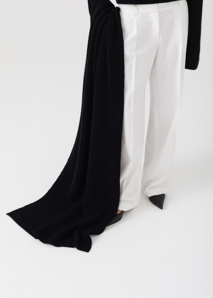 Oversized wool scarf