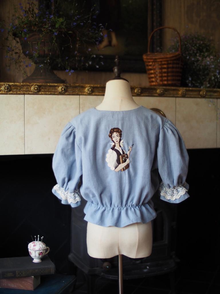 Блуза с вышивкой