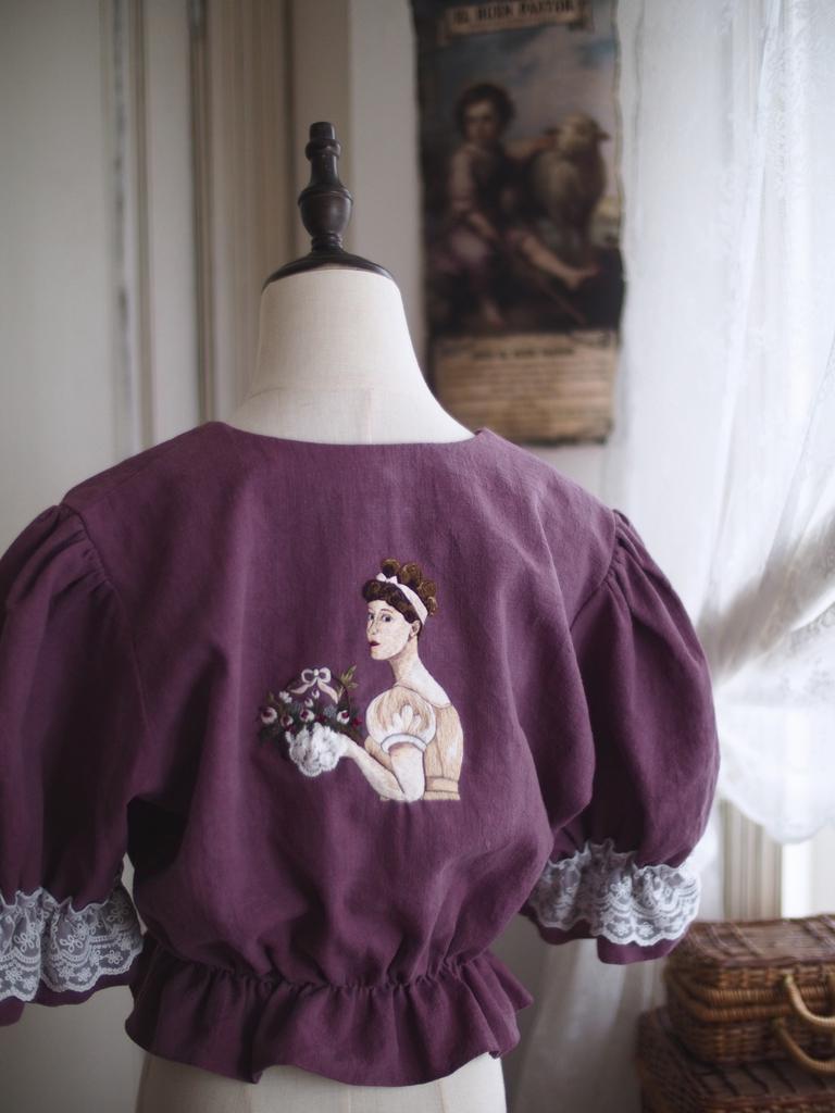 Блуза с вышивкой