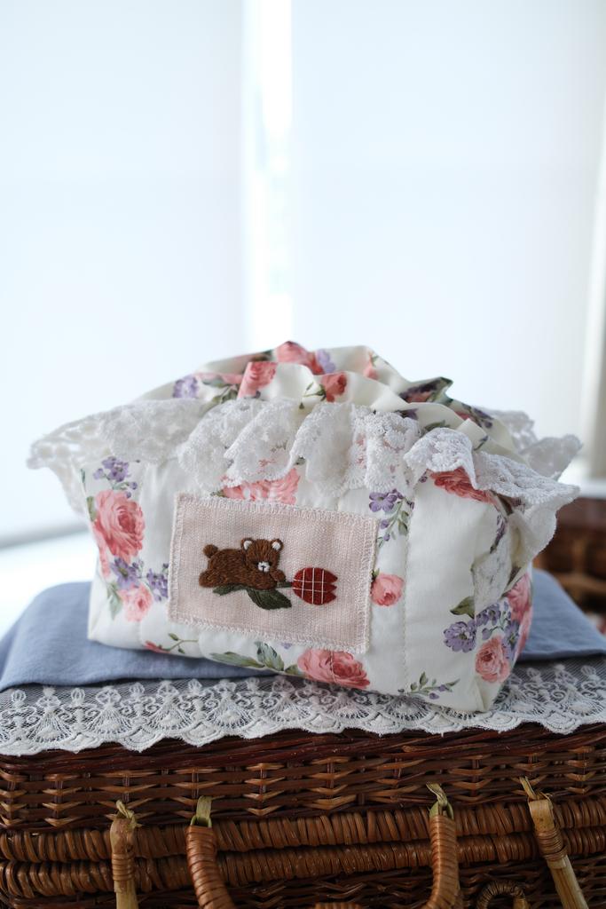 Косметичка с вышивкой