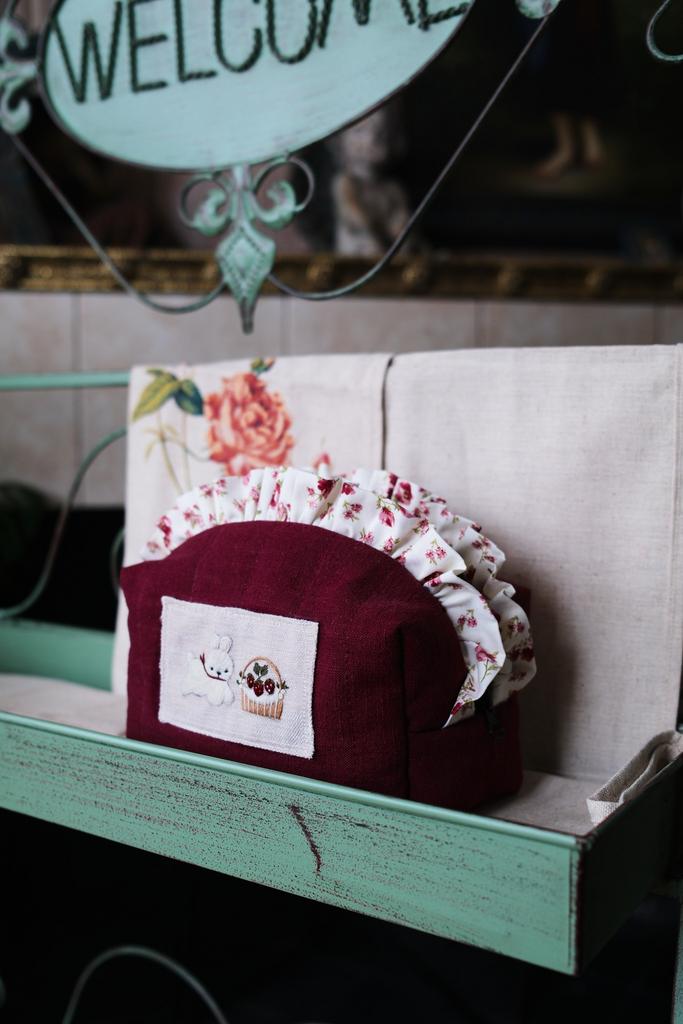 Косметичка с вышивкой