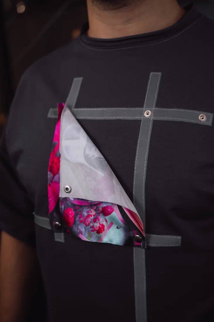 Футболка-трансформер оверсайз "Сияющий квадрат"