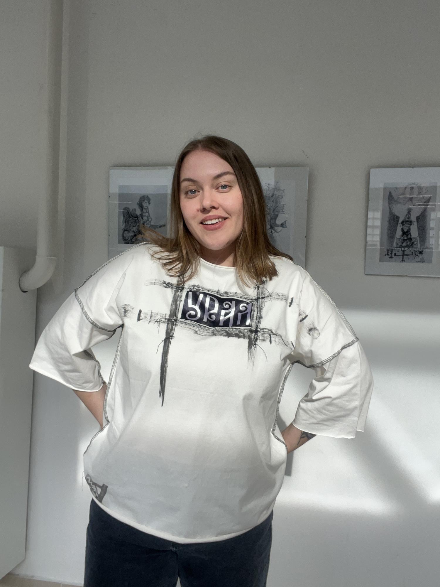 Футболка оверсайз с надписями "Урал"