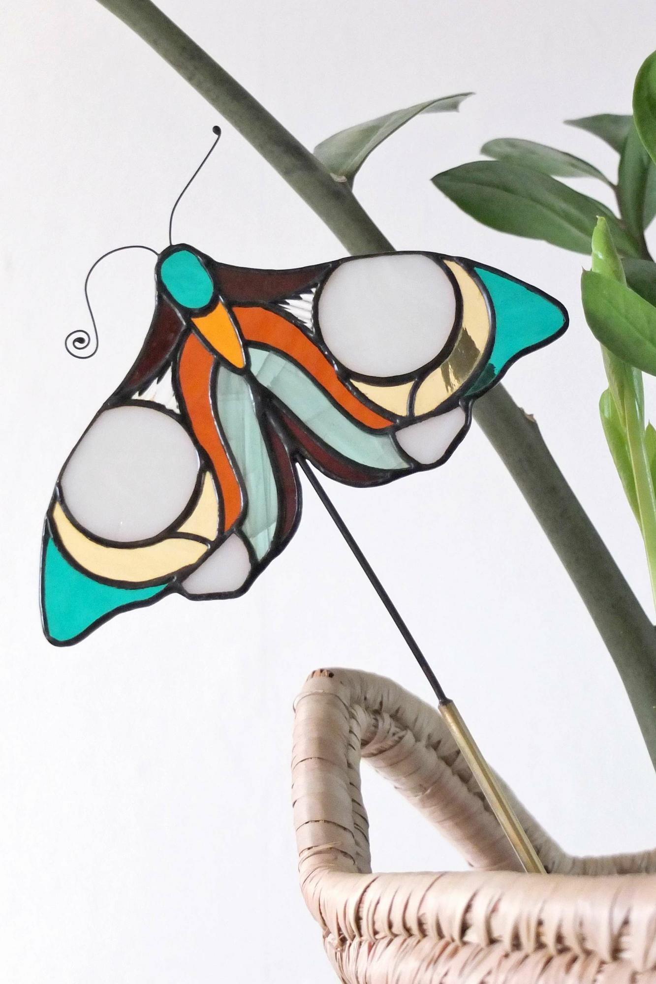 MOTH .mini | Stained Glass Pattern