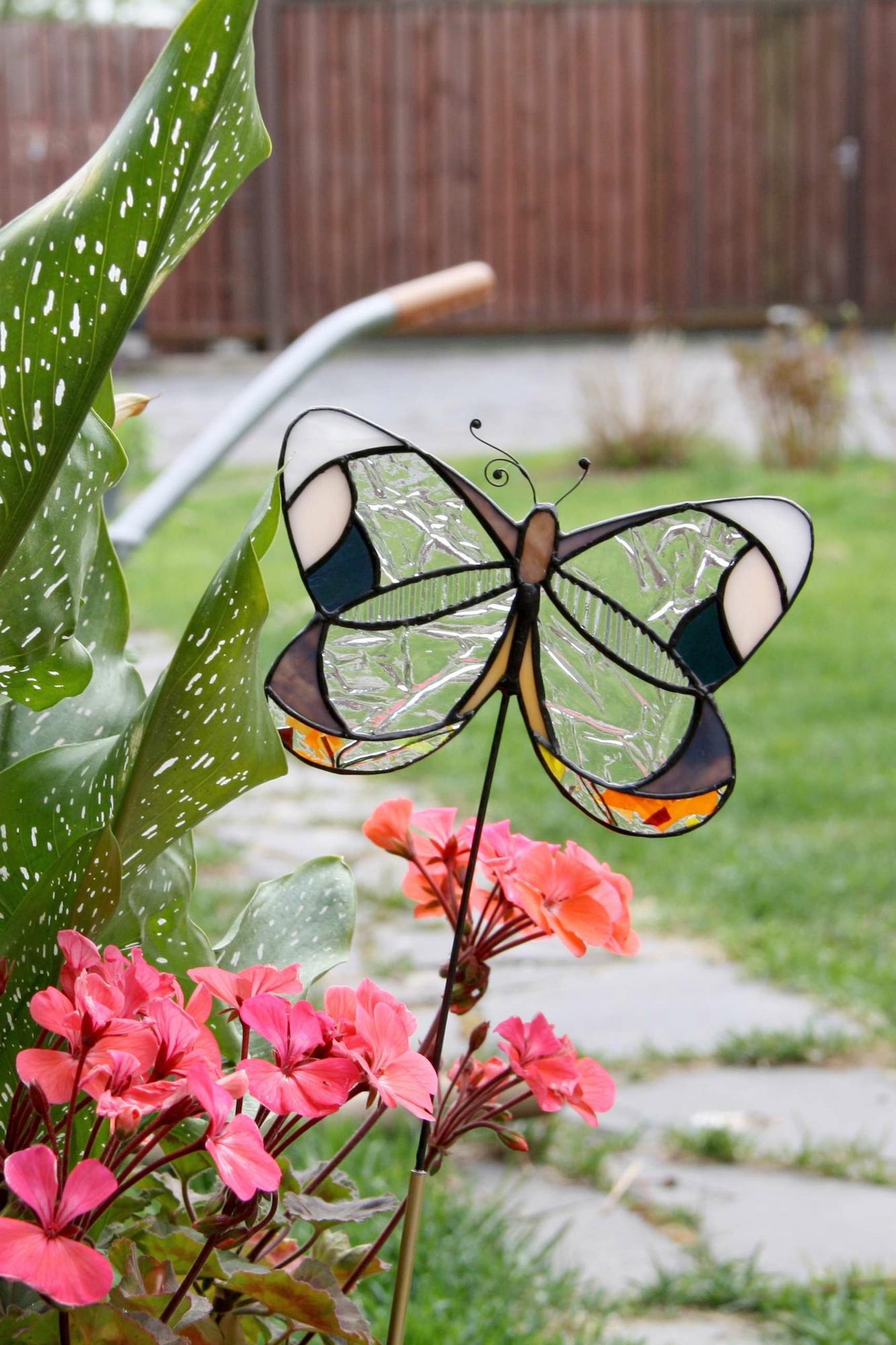 CLEAR BUTTERFLY .mini | Stained Glass Pattern