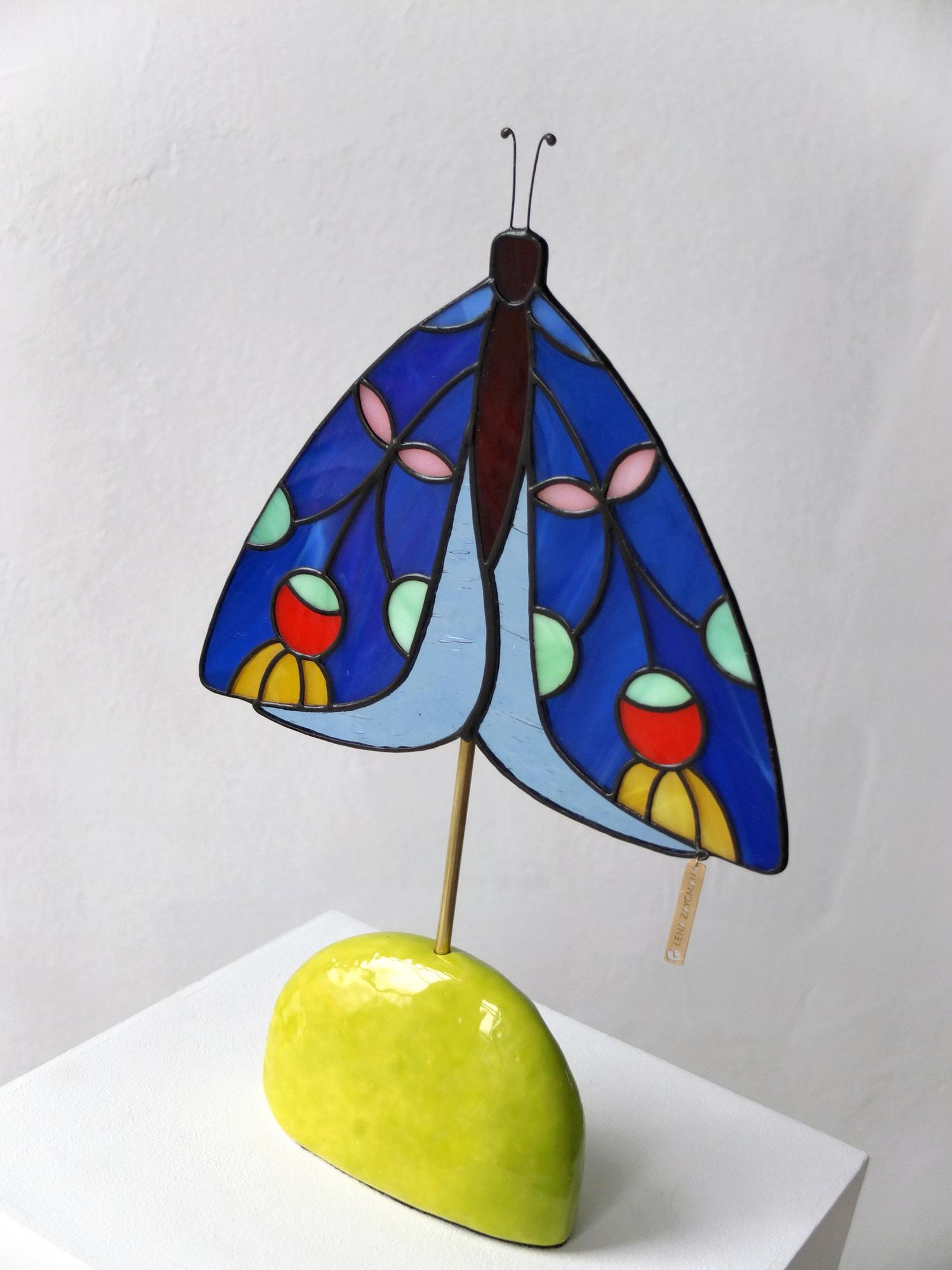 CARNATION MOTH | Stained Glass Pattern