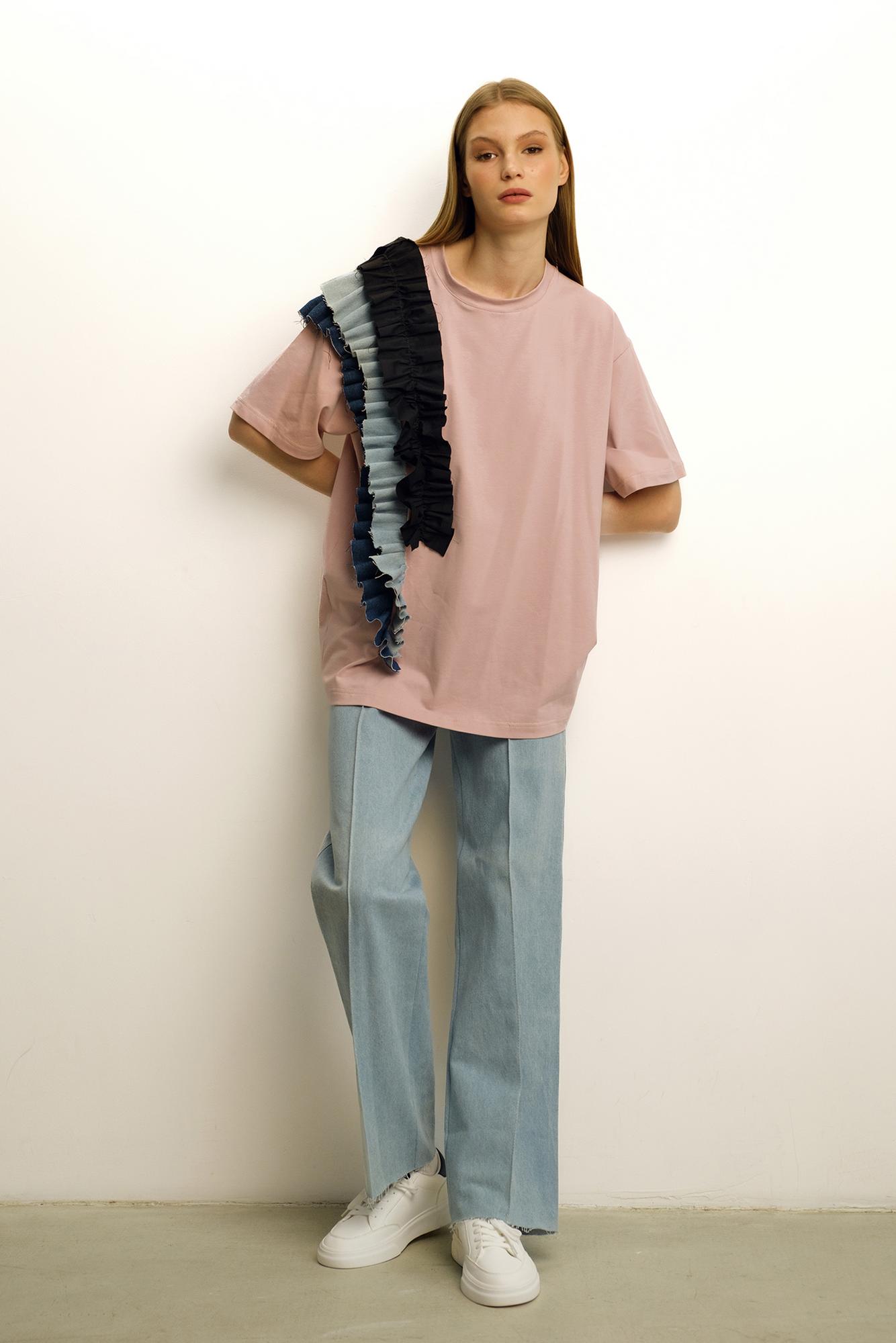 Голубые джинсы с универсальной посадкой