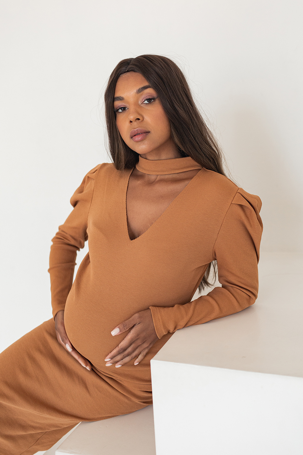 Карамельное хлопковое платье с чокером для беременных FOR BEST MAMA